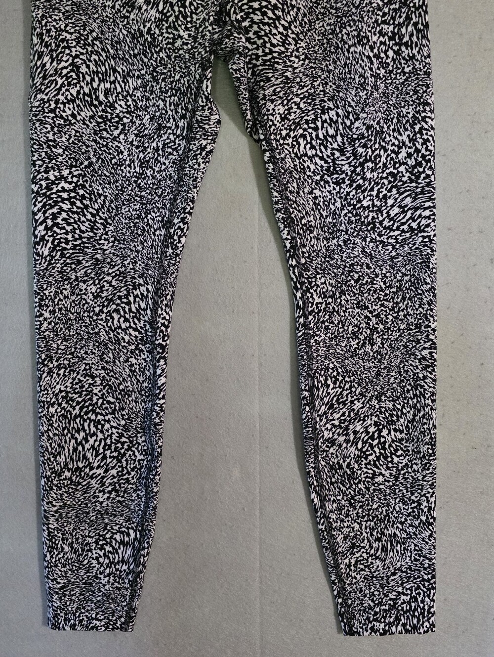 Lululemon Womens Warped Grain Alpine Instill High Rise Tight 27" Size 8 - Picture 7 of 10